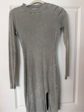 Young Fabulous & Broke Ribbed Crewneck Midi Dress in Light Sage